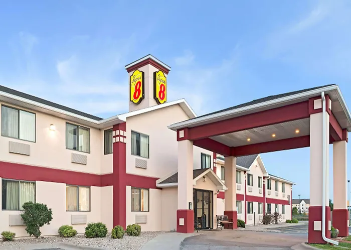 Super 8 By Wyndham Omaha Eppley Airport/Carter Lake